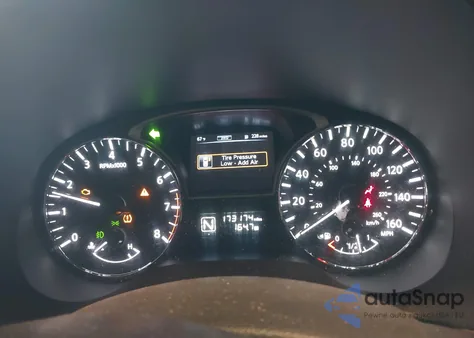 2015 Nissan Pathfinder Sv z USA, uszkodzony, nr VIN 5N1AR2MM0FC709792